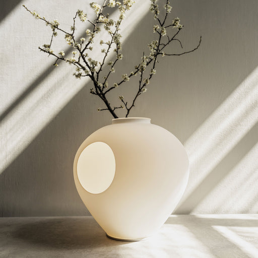 Madre LED Table Lamp - Exhibition.