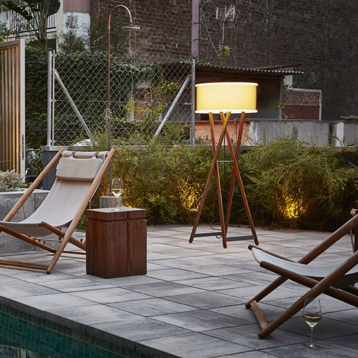 Cala 140 Outdoor LED Floor Lamp in Outside Area.