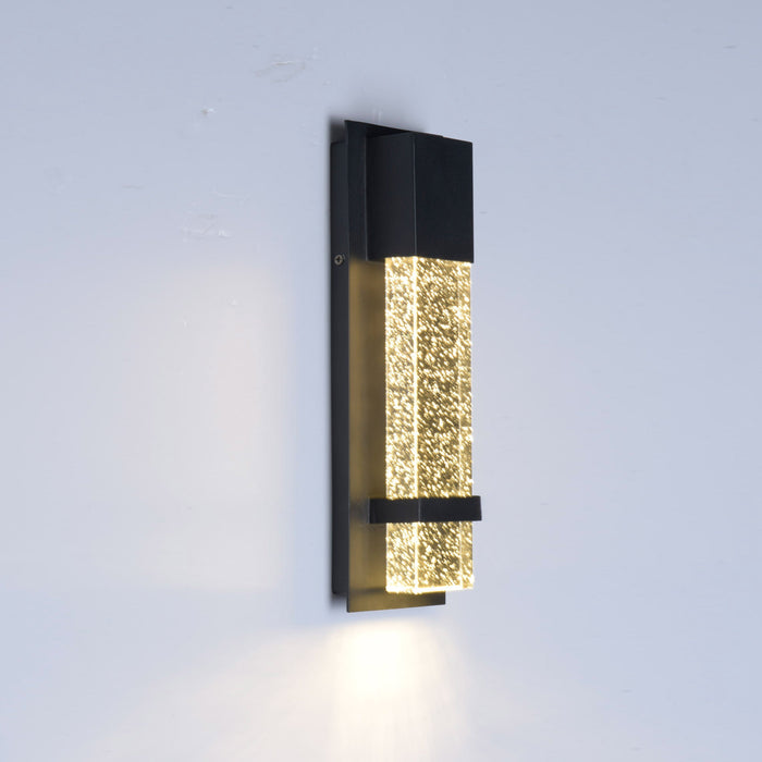 Cascade Outdoor LED Wall Light in Detail.