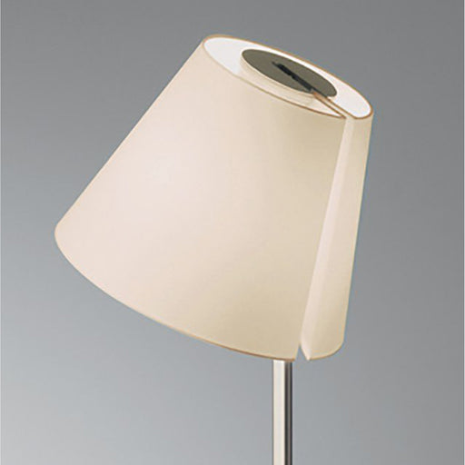 Melampo Floor Lamp in Detail.