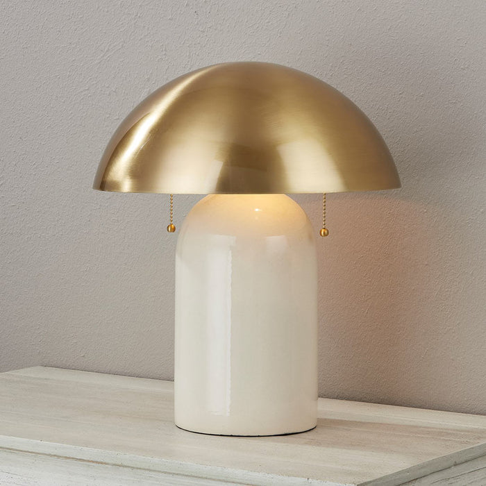 Gaia Table Lamp in Detail.