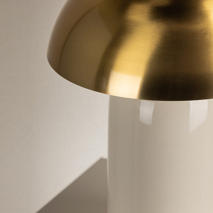 Gaia Table Lamp in Detail.