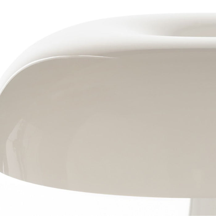 Nesso Table Lamp in Detail.