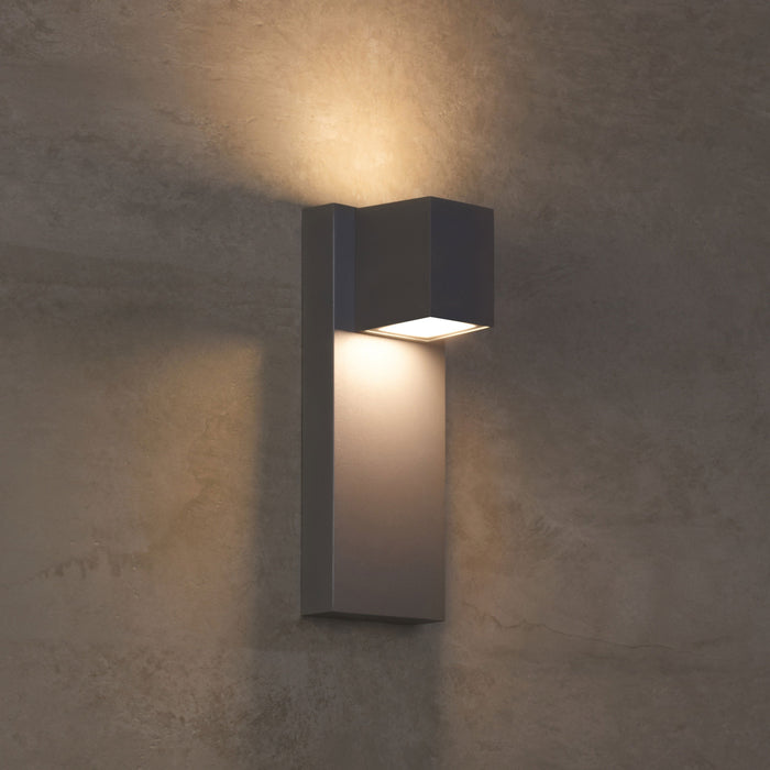 Quadrate Outdoor LED Wall Light - Additional image.