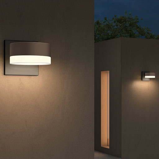 Reals Plate Cap Downlight Outdoor LED Wall Light in outdoor.