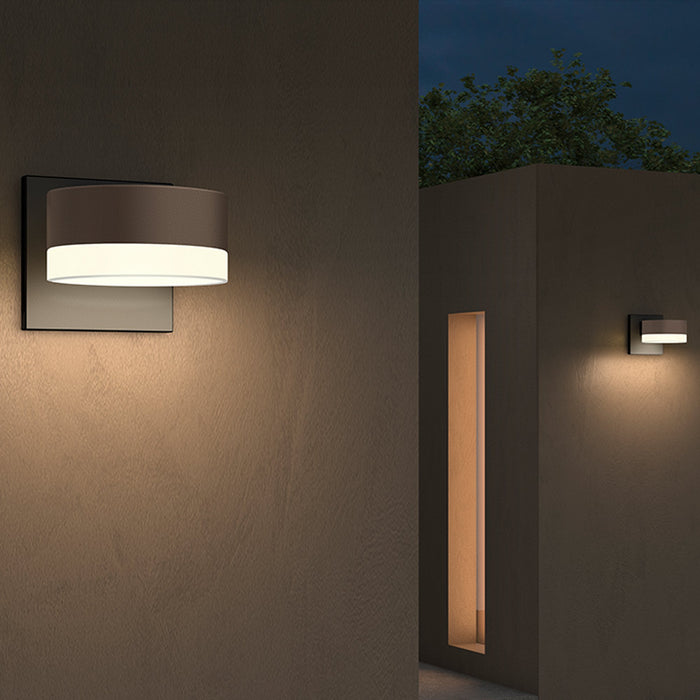 Reals Up/Down Outdoor LED Wall Light in outdoor.