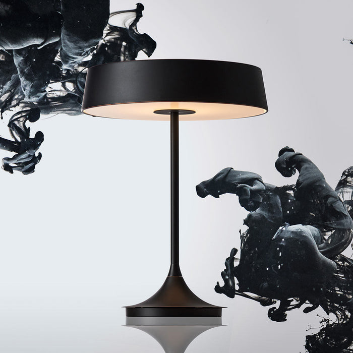 China Table Lamp in Detail.
