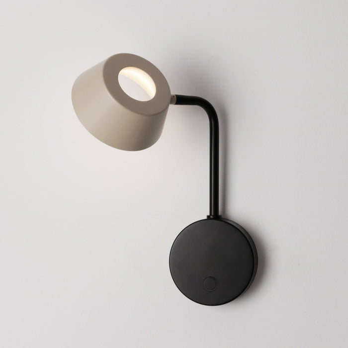 OLO LED Arm Wall Light in Detail.