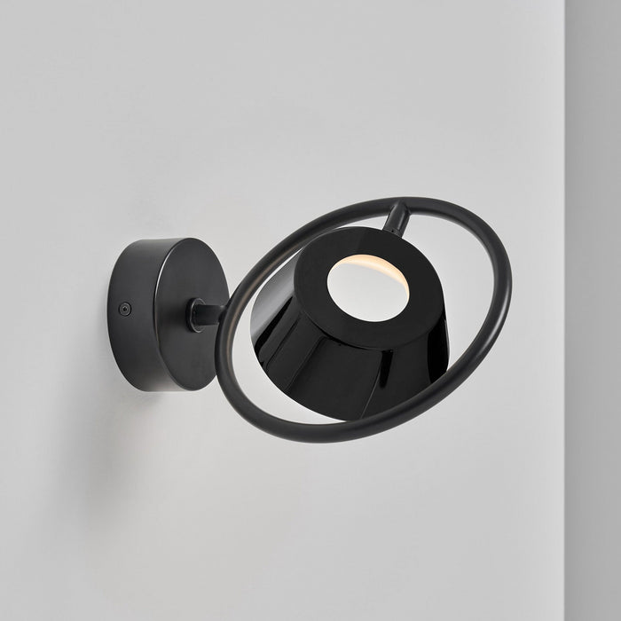 OLO Ring LED Ceiling/Wall Light in Detail.