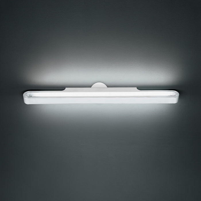 Talo LED Wall Light in White/XLarge.