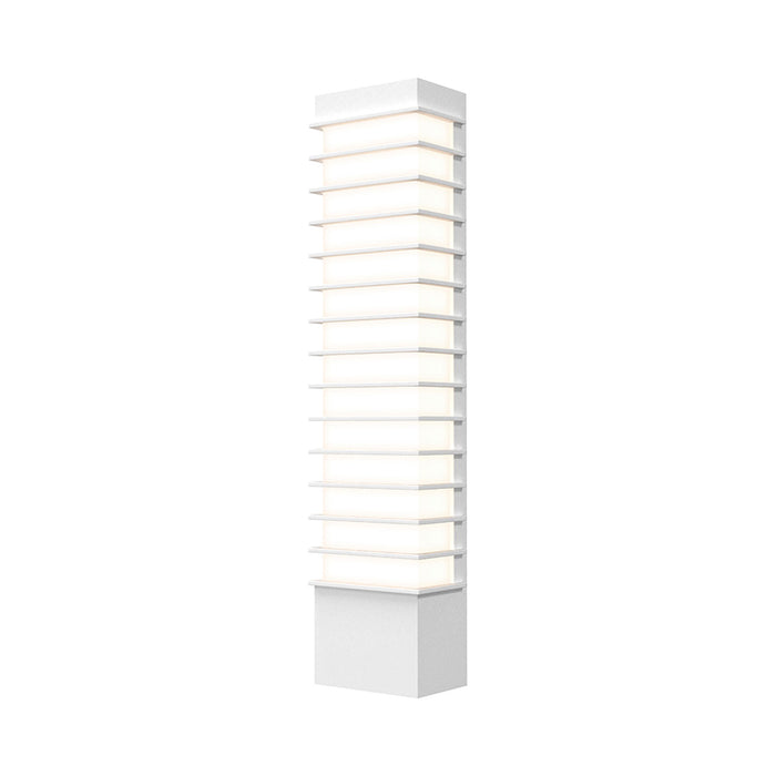 Tawa™ Outdoor LED Wall Light in Textured White/21" Slim.