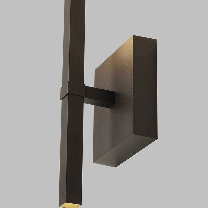 Filo 23 Outdoor LED Wall Light in Detail.