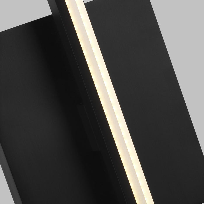 Kenway LED Wall Light in Detail.