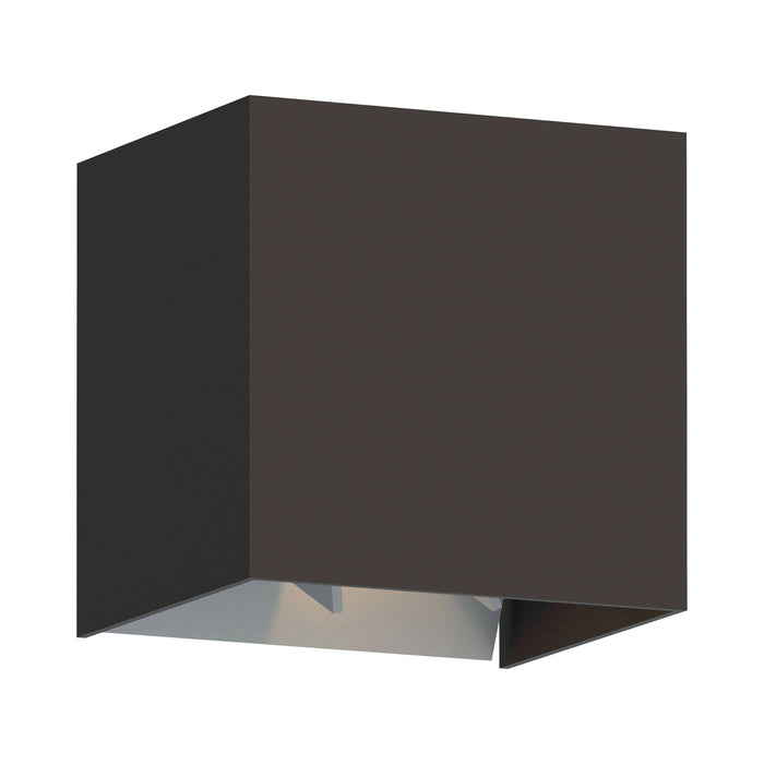 Vex 5 Outdoor LED Wall Light in Bronze.