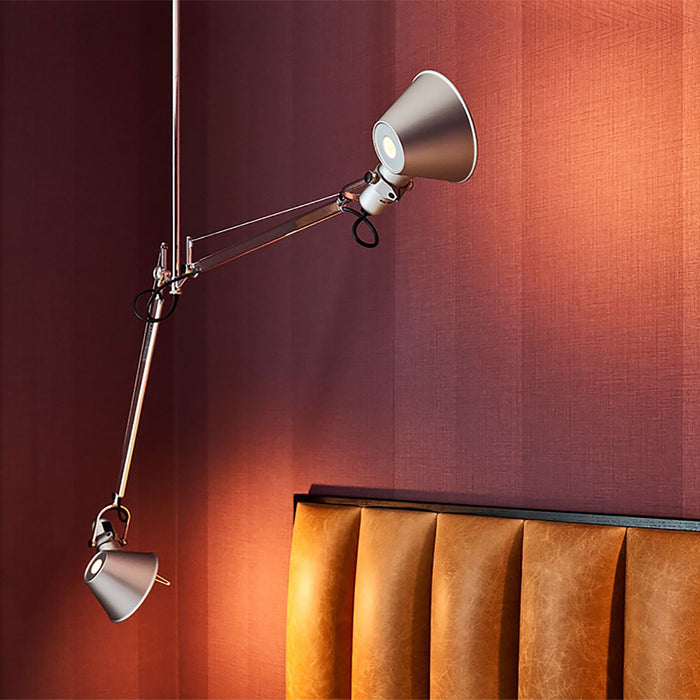 Tolomeo Double Suspension Light in Detail.