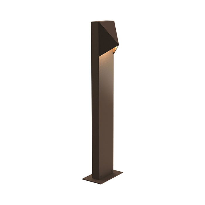 Triform Compact LED Bollard in Medium/Single Light/Textured Bronze.