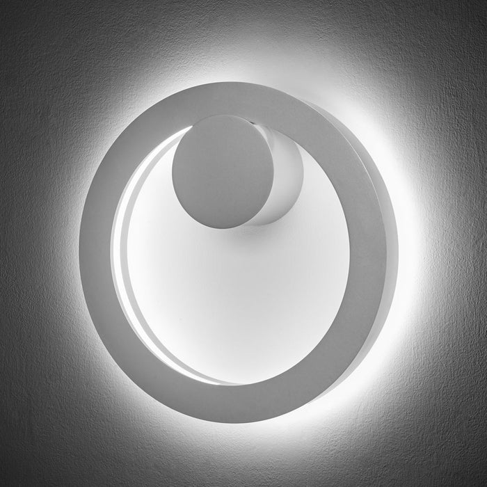 Boks LED Wall Light in Detail.
