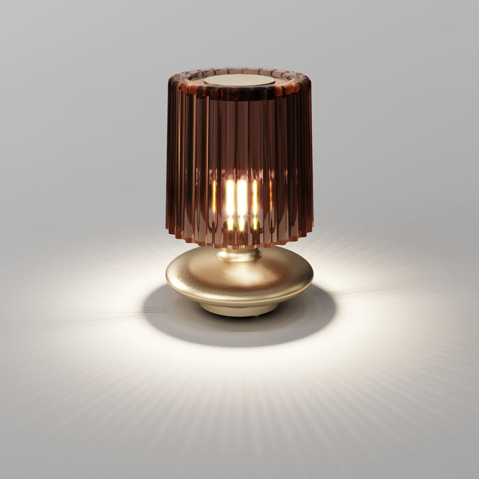 Tread Table Lamp in Detail.