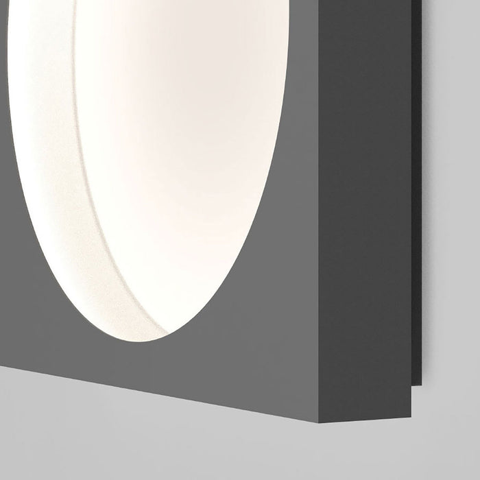 Vuoto™ LED Wall Light in Detail.