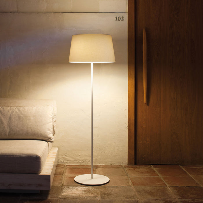 Warm LED Floor Lamp in bedroom.